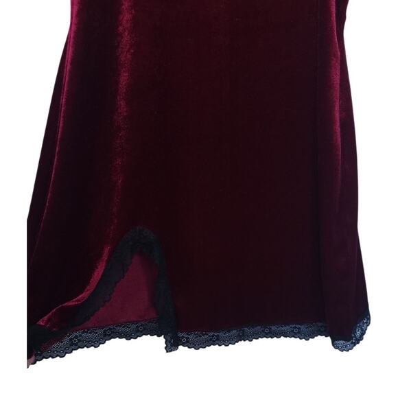 Burgundy Velvet XL Slip Dress Lace Trim Vampire Goth Whimsigoth Baddie Edgy - Picture 6 of 10